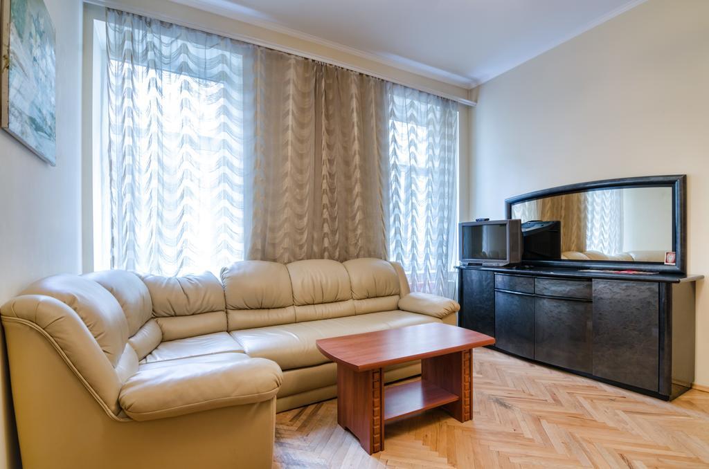 Leogrand Apartments Teodora 3 Lviv Exterior foto