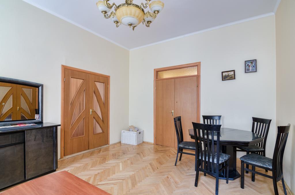 Leogrand Apartments Teodora 3 Lviv Exterior foto