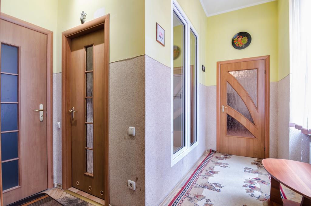 Leogrand Apartments Teodora 3 Lviv Exterior foto